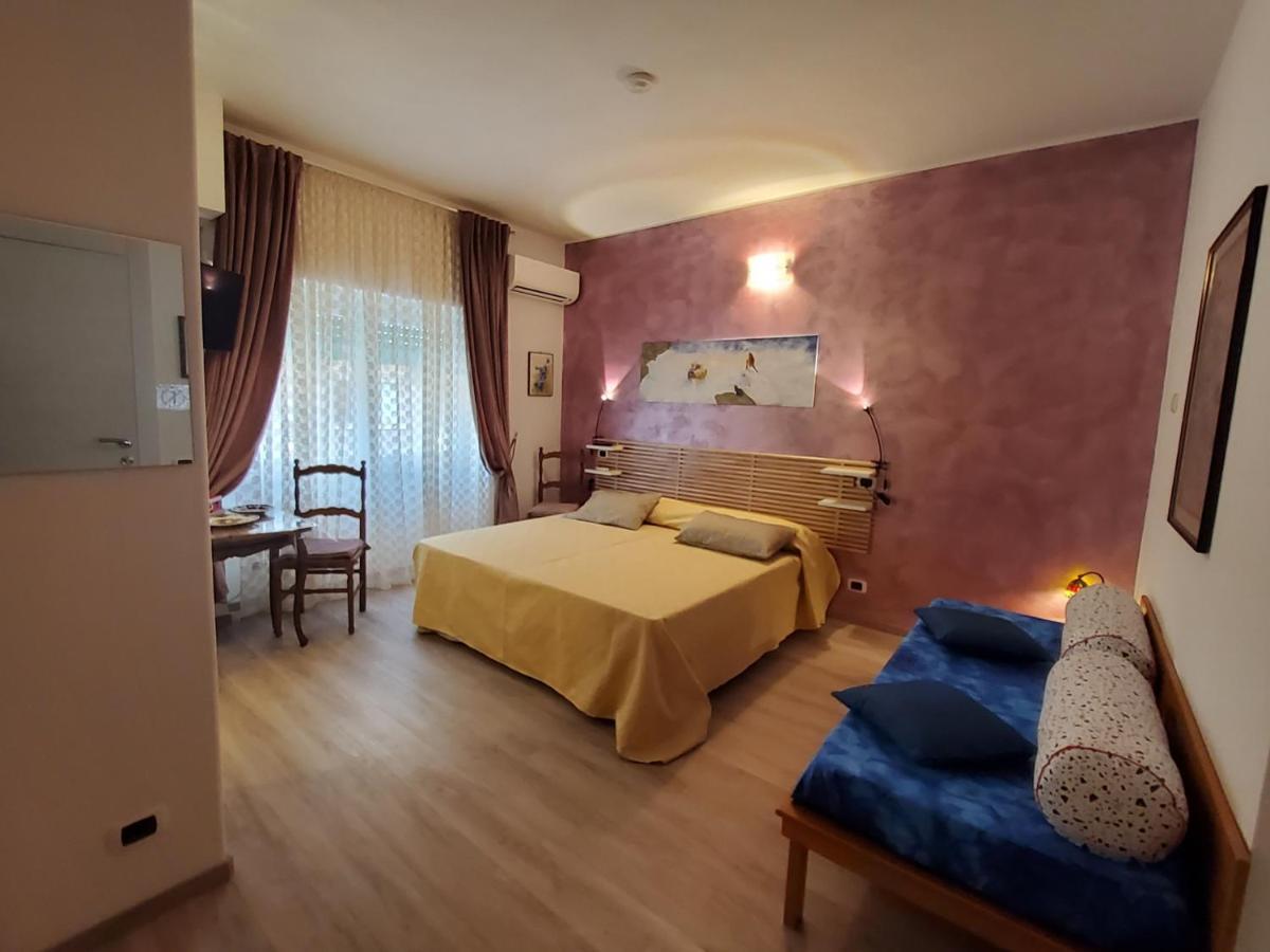 Annadia Sweet Home B&B Лидо ди Остия Екстериор снимка