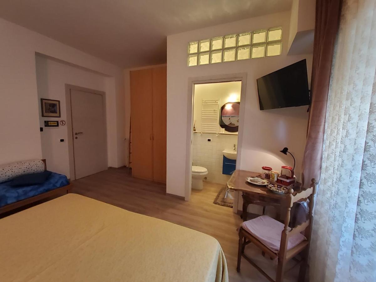 Annadia Sweet Home B&B Лидо ди Остия Екстериор снимка