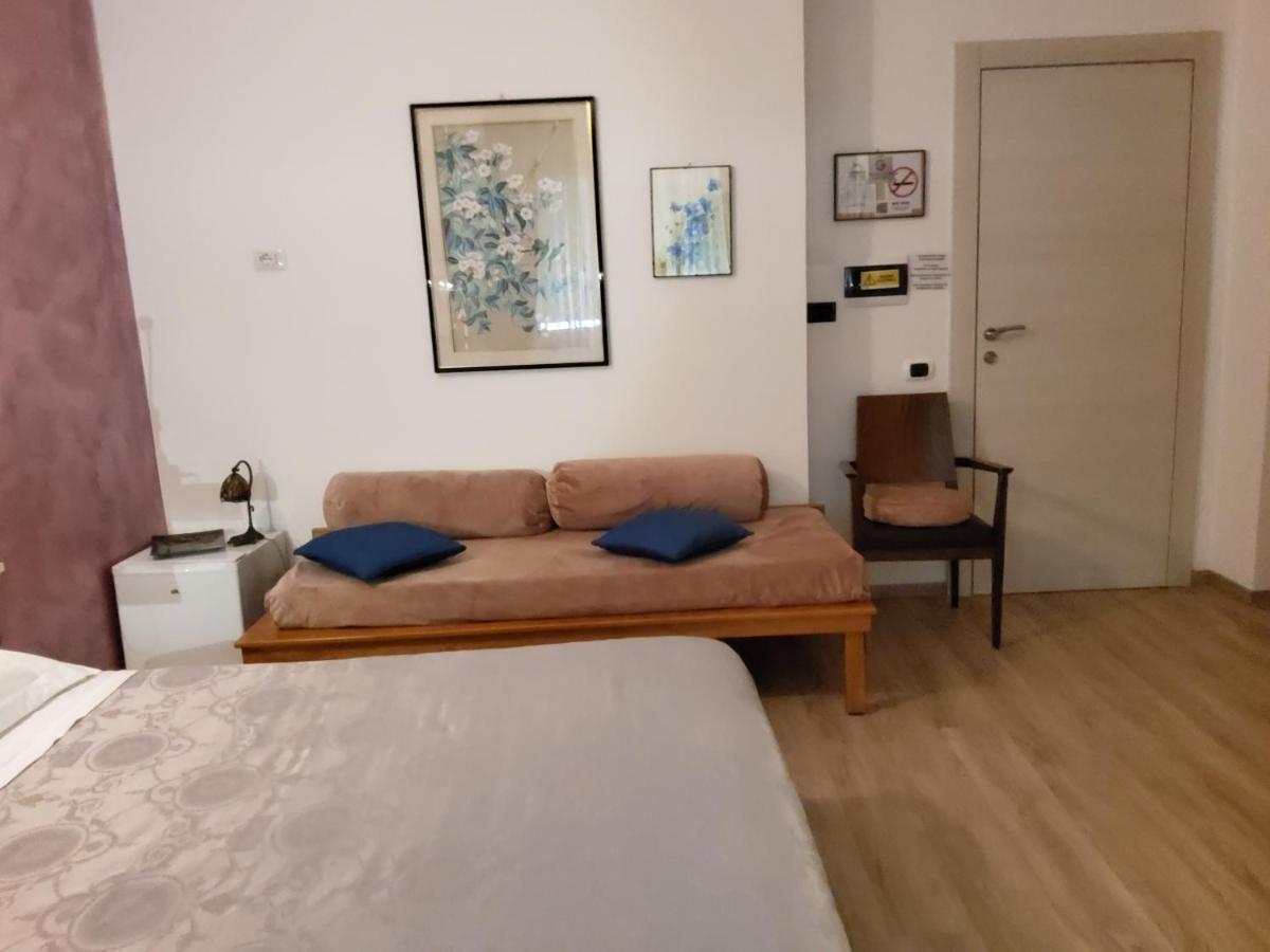 Annadia Sweet Home B&B Лидо ди Остия Екстериор снимка